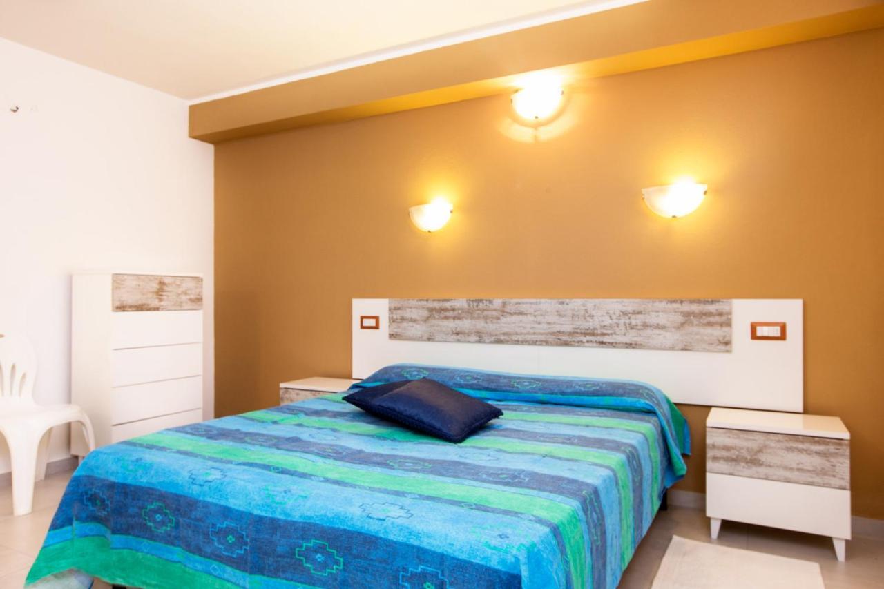 Villino Enzo 350 Mt Baia Di Porto Frailis Villa Àrbatax Oda fotoğraf
